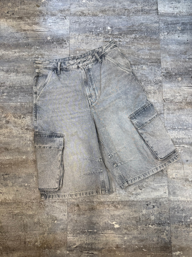 شلوارک جین ۶ جیب بگ استایل Pull & Bear